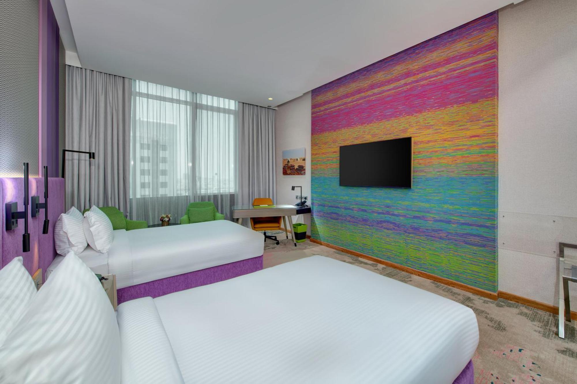 La Quinta By Wyndham Abu Dhabi Al Wahda Hotel Bagian luar foto